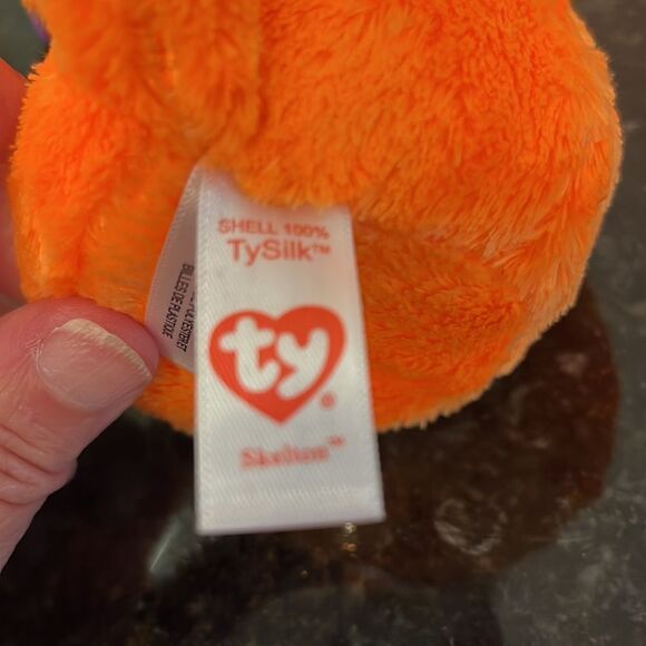 Ty Beanie Boos - SKELTON the Halloween Ghoul (6 Inch) MINT with MINT TAGS - Picture 11 of 12